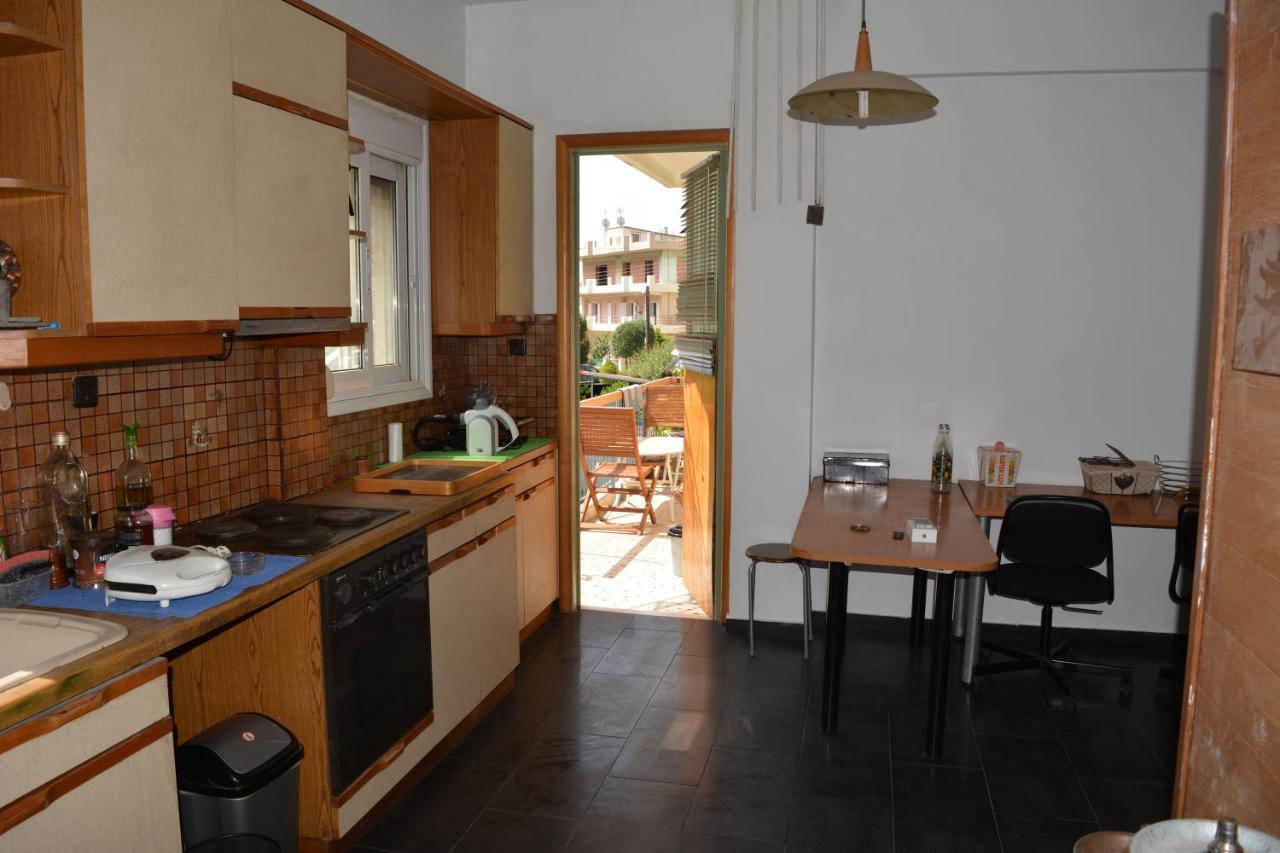Spacious Apartment With Balconies, Ac, King Bed, Near Dt And Transports Athén Kültér fotó